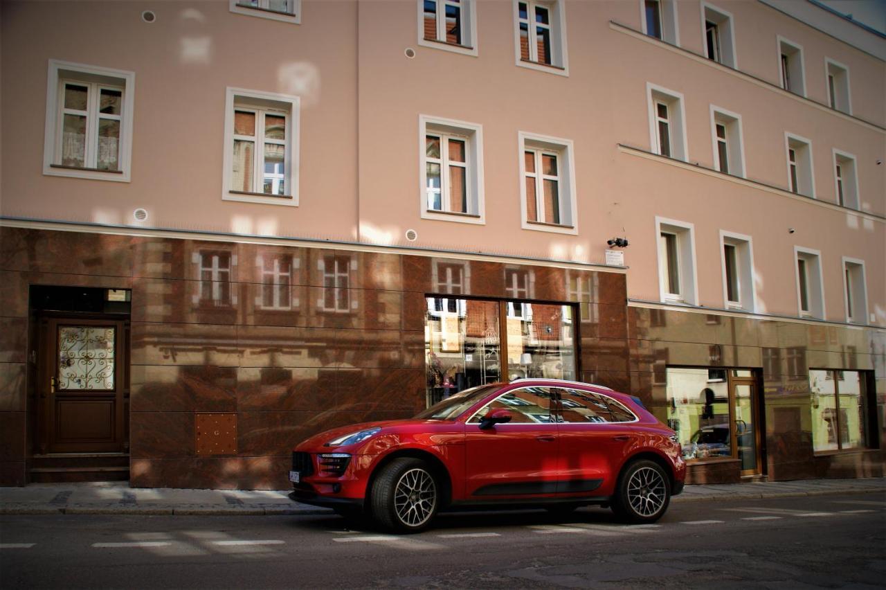 Villa La Val, Apartamenty Wałbrzych Exterior foto