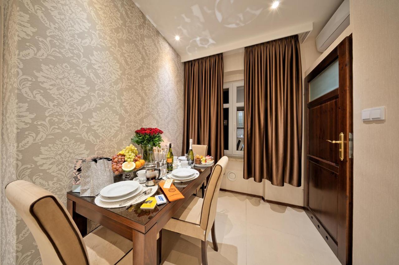 Villa La Val, Apartamenty Wałbrzych Exterior foto