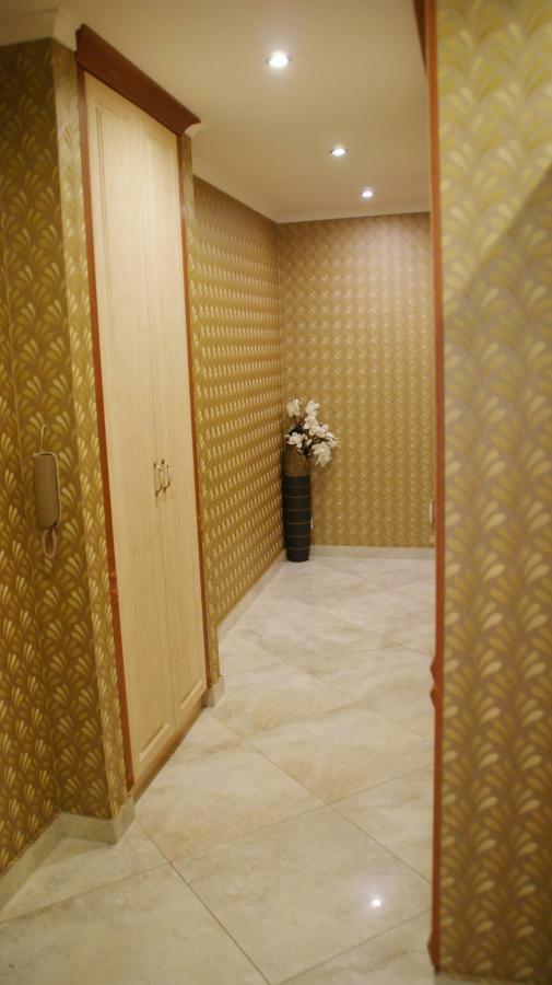 Villa La Val, Apartamenty Wałbrzych Exterior foto