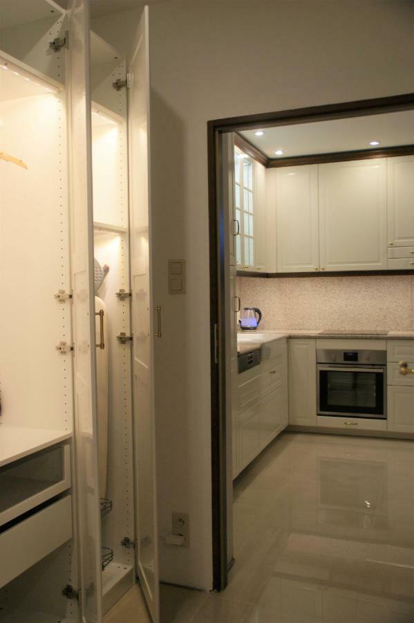 Villa La Val, Apartamenty Wałbrzych Exterior foto
